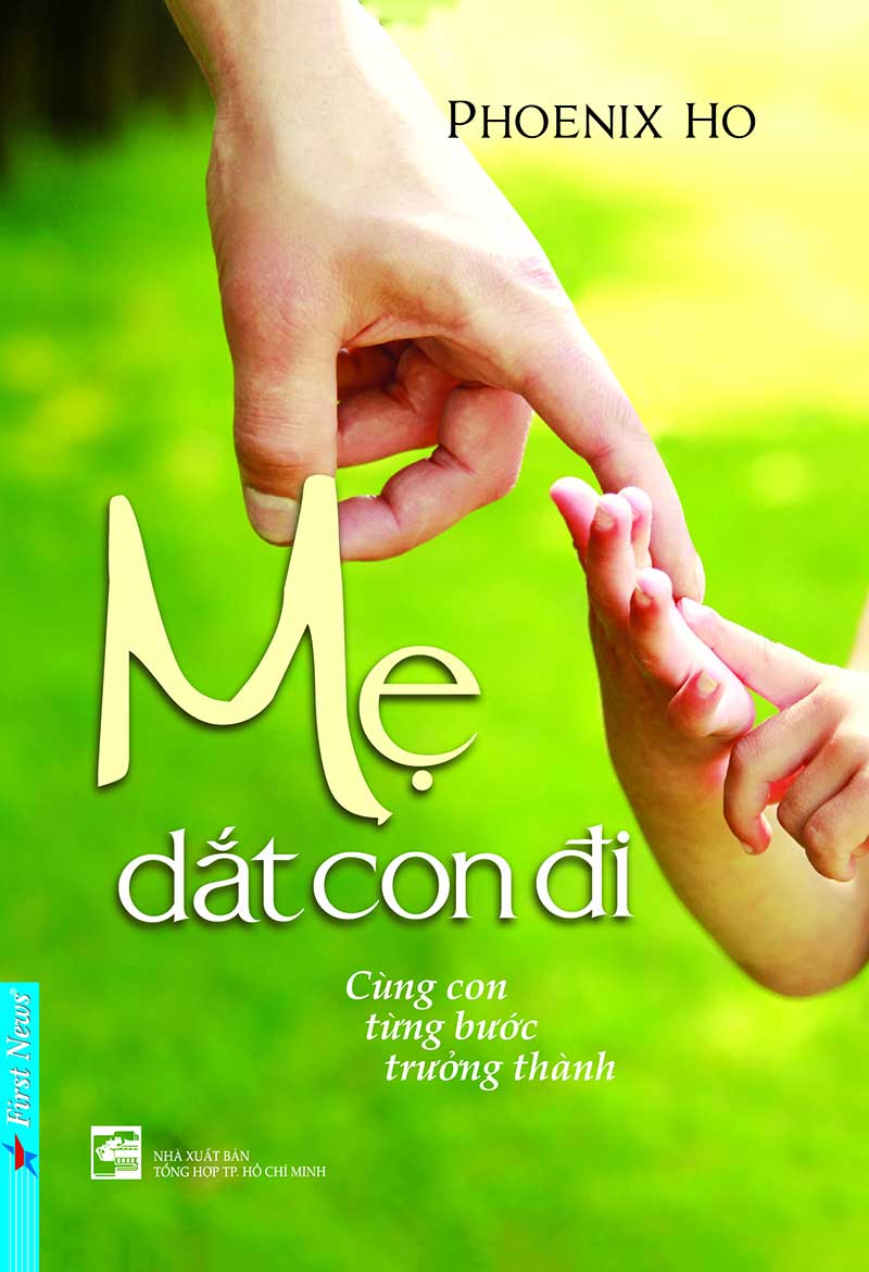 Mẹ dắt con đi